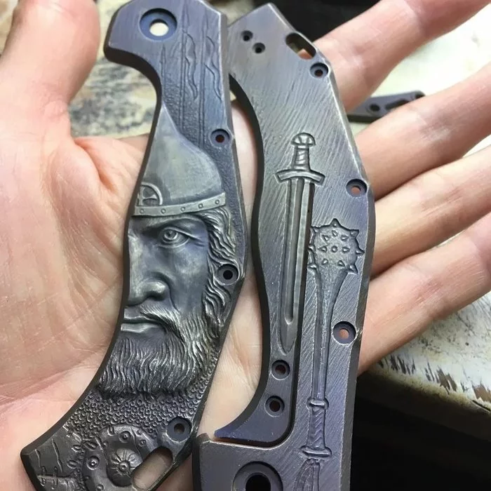 Artistic carving on titanium from a Russian veteran master - Knife, Master, Thread, Engraving, Titanium, Longpost