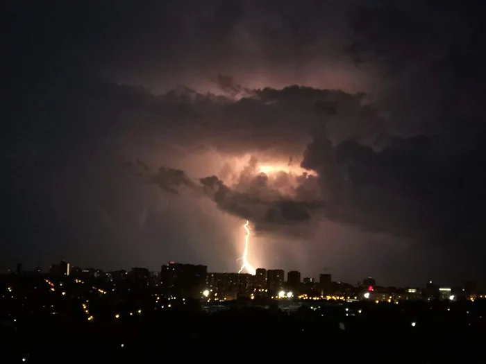 Rostov-on-Don, 07/15/2018 - My, Lightning, dust, The photo