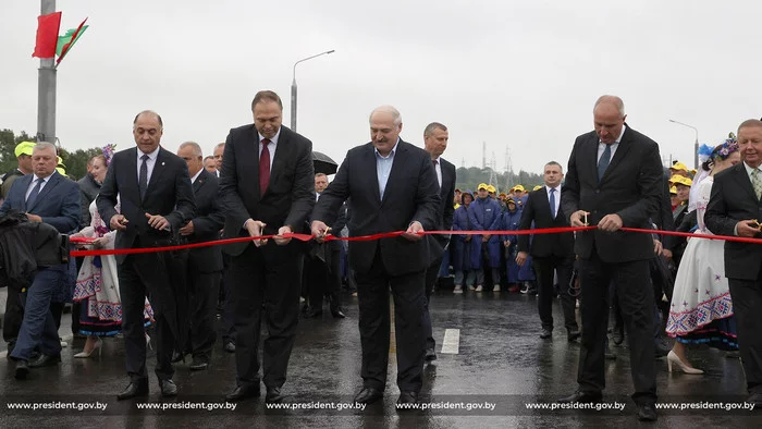 “Woe-bridge” in Grodno was solemnly opened - in the rain and with Lukashenka - Republic of Belarus, Alexander Lukashenko, Grodno, Bridge, Opening, Politics, Longpost