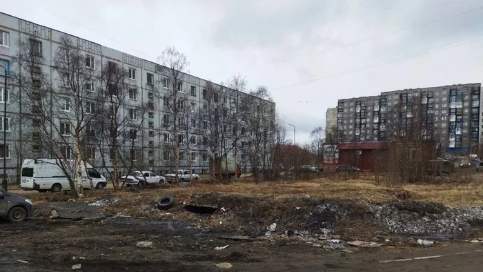 Little residents of Sivko Street in Murmansk are forced to play among the remnants of the foundation and reinforcement - My, Negative, Onf, Ecological catastrophy, Murmansk, Longpost