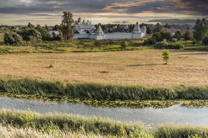 Город, по которому можно гулять бесконечно долго...