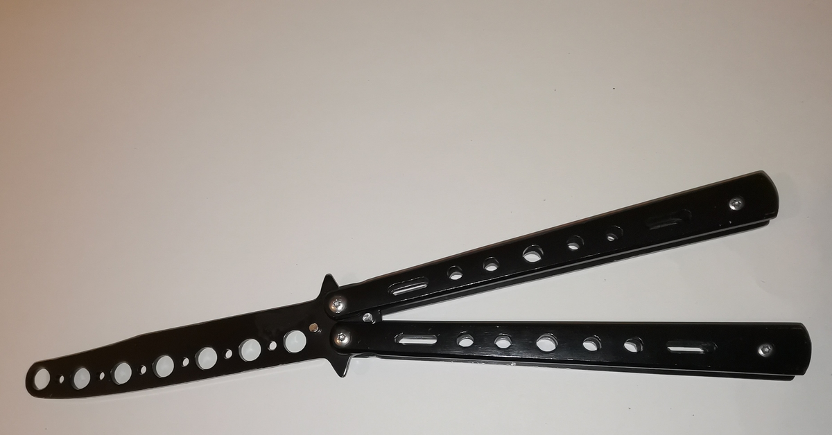 Butterfly Knife New Children's Fashion in Italy - My, Butterfly Knife, Toys, Fashion, Trend, Video, Longpost