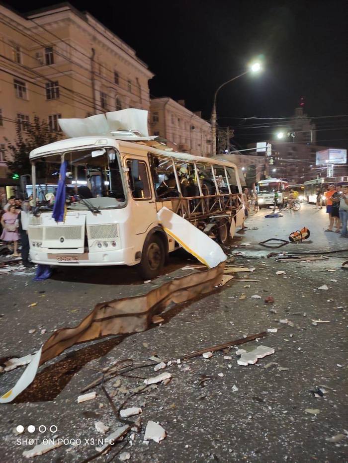 Bus exploded in the center of Voronezh - Explosion, Voronezh, Crash, Video, Longpost, news, Negative