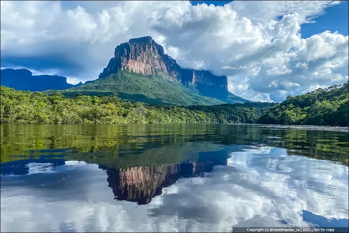 Чтобы увидеть самый высокий водопад в мире, нужно идти 10 часов на лодке среди джунглей Путешествия, Водопад, Венесуэла, Анхель, Яндекс Дзен, Длиннопост Чтобы увидеть самый высокий водопад в мире, нужно идти 10 часов на лодке среди джунглей Путешествия, Водопад, Венесуэла, Анхель, Яндекс Дзен, Длиннопост