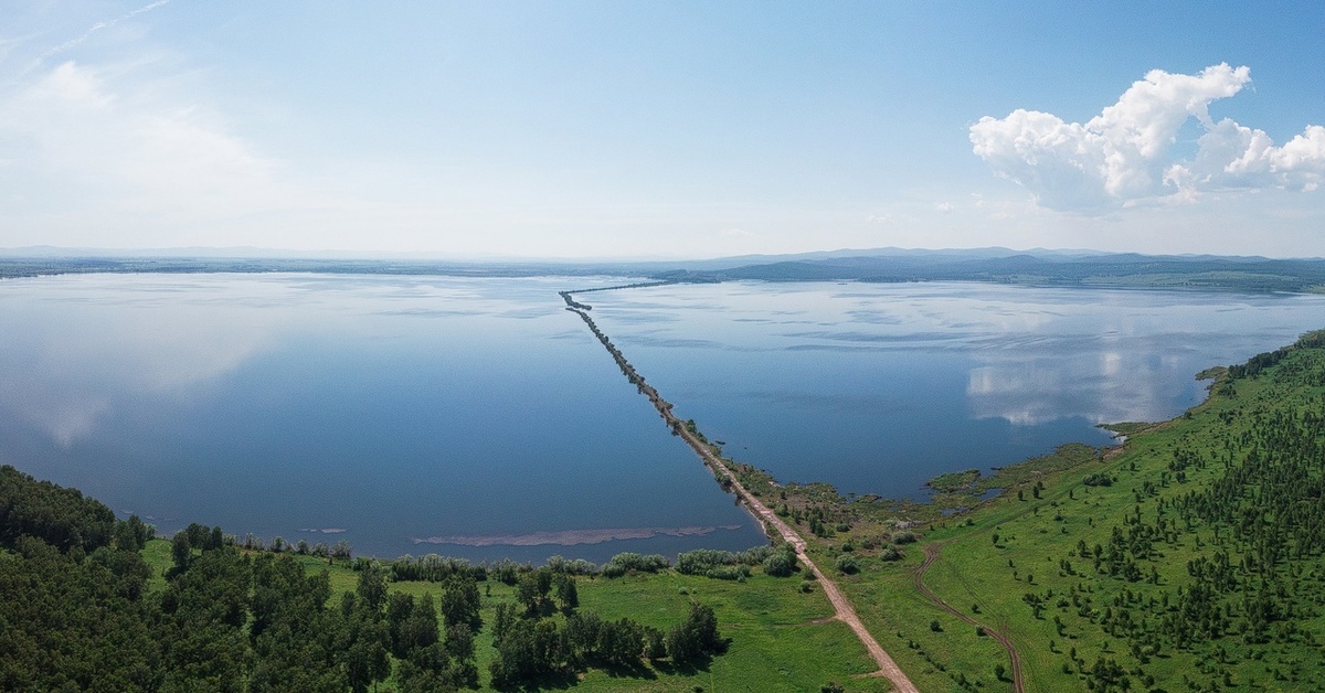 Трос Над Водохранилищем Фото