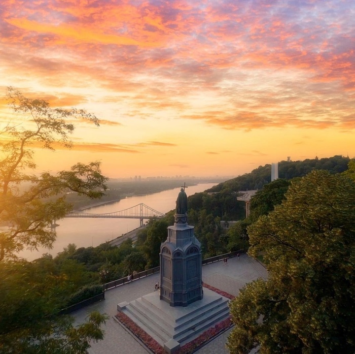 Чудесной пятницы, дорогие