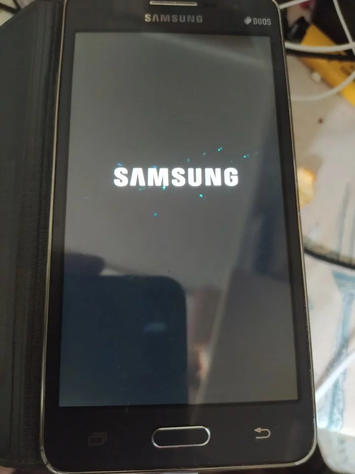Требуется помощь с вытаскиванием фоточек с телефона - Моё, Samsung Galaxy, Нужна помощь в ремонте
