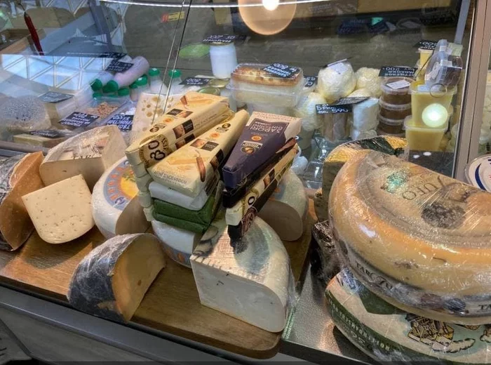 High quality cheese destroyed with a shovel - Cheese, Sanctions, Products, Moscow, Longpost