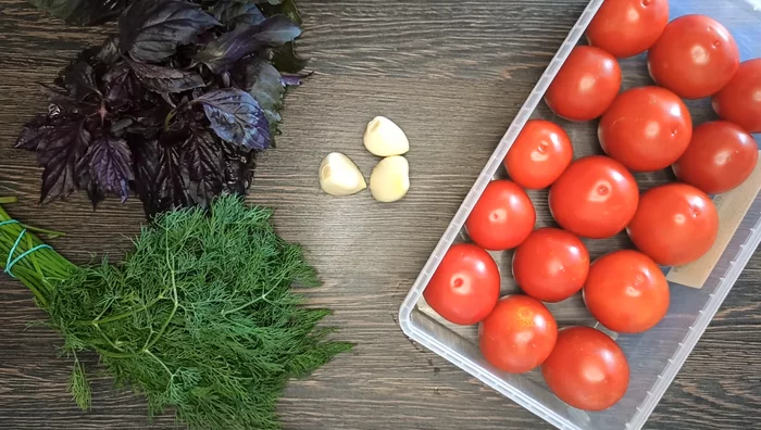 Quick Pickled Tomatoes - My, Pickling, Tomatoes, Video recipe, Basil, Garlic, Video, Longpost