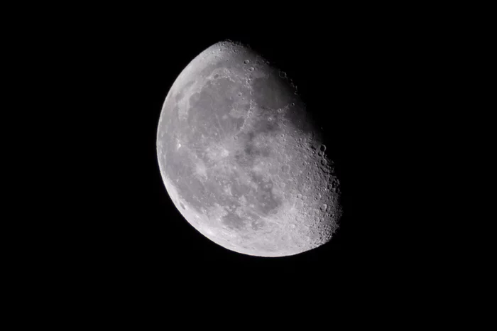 moon from the window - My, moon, The photo, I want criticism