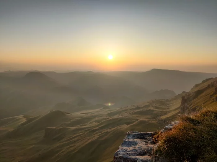 Sunset and dawn on the Bermamyt plateau - My, Travels, Nature, Russia, SrГјkzakompomiru, The mountains, Bermamyt plateau, Longpost, The photo