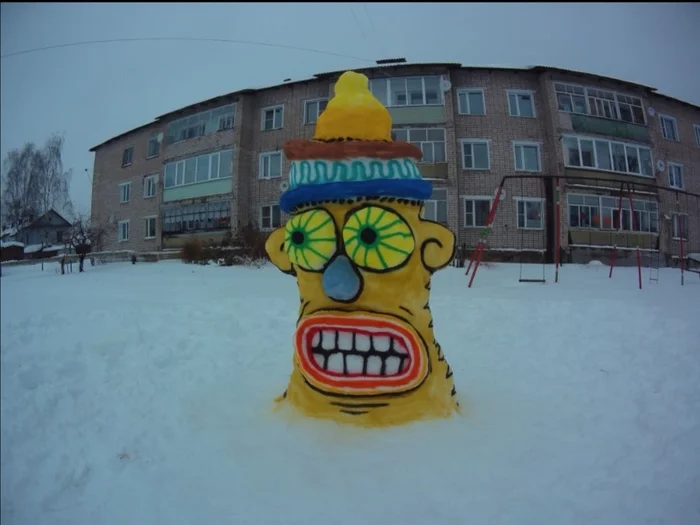 Snowman is not like everyone else - My, Zuevka, Kirov region, Winter