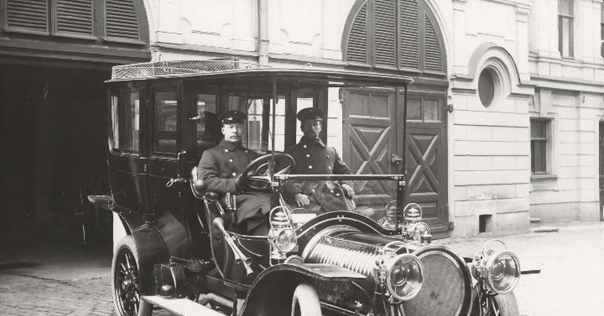 Пр 1 машина. Руссо-Балт 1909. Руссо-Балт 1910. Машины Российской империи 1910 года. Delaunay-Belleville Николая 2 зима.