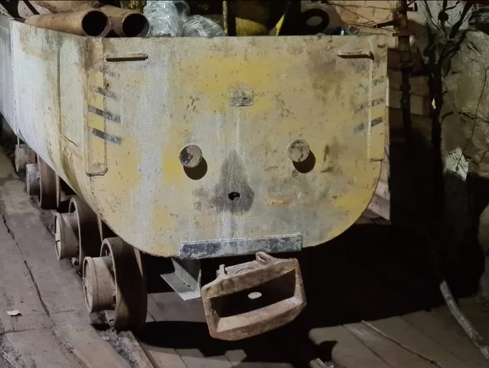 Surprised Trailer - Trailer, Anthropomorphism, Pareidolia, The photo