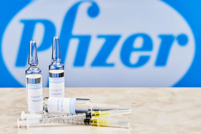 BioNTech/Pfizer Coronavirus Vaccine Finally Approved in US (Antivaxers Reaction) - My, Pfizer, Coronavirus, Anti-vaccines, Fda, Negative, Text