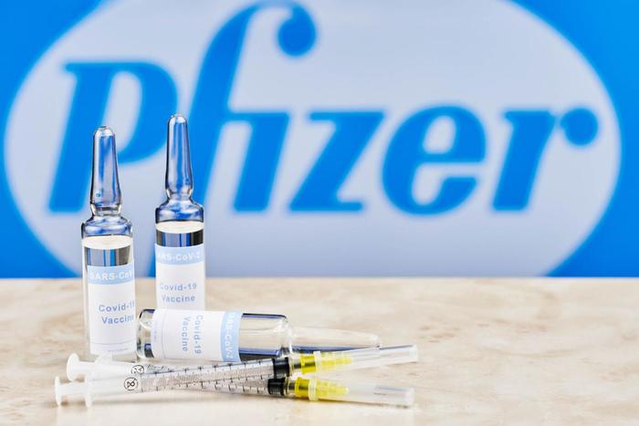 Вакцина от коронавируса BioNTech/Pfizer окончательно одобрена в США (реакция антиваксеров) - Моё, Pfizer, Коронавирус, Антипрививочники, Fda, Негатив, Текст