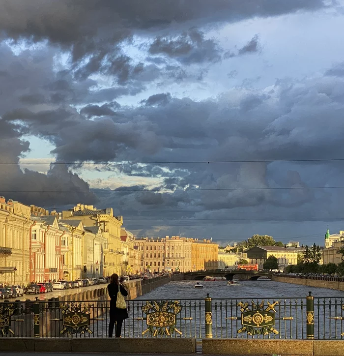 On the Panteleymonovsky bridge - My, Saint Petersburg, Mobile photography, Fontanka, Bridge, Photo on sneaker