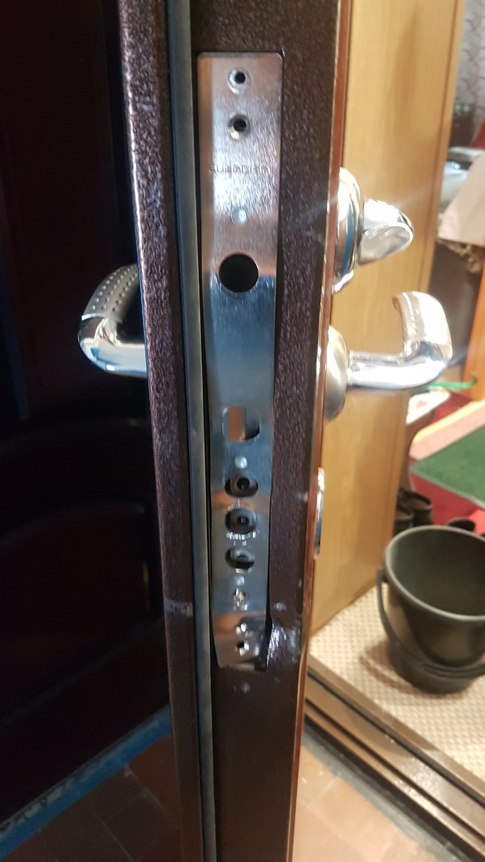 1631275990146598252 Как открыть шевроле круз если забыл ключи внутри машины