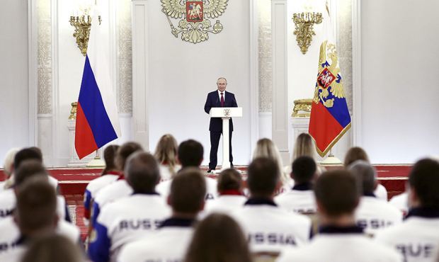 Suspicions creep in: was there some kind of wrong vaccine, perhaps, or does someone not trust her? - Olympiad 2020, Vladimir Putin, Athletes, Vaccination, Coronavirus, Politics, Text