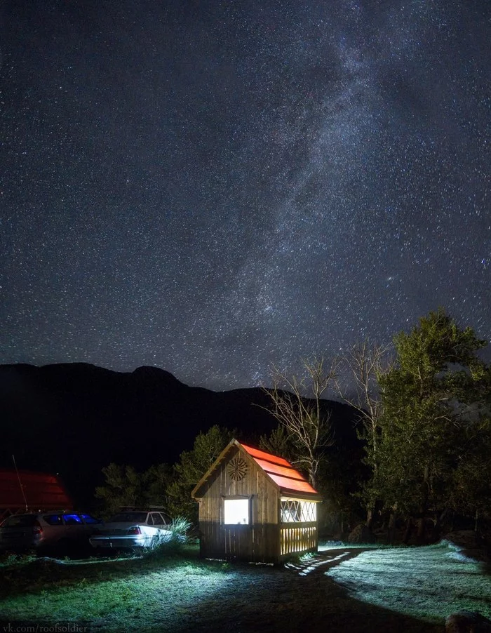 Night in Altai - My, Altai Republic, Teletskoe lake, The photo, Photographer, Alexey Golubev, Stars, Milky Way, Astrophoto, , Starry sky, Landscape, Lake, Travels, Travel across Russia, Night shooting, The mountains, Night, Nature, The nature of Russia