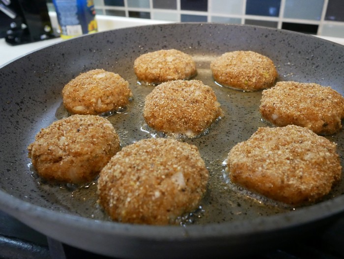 Fish cutlets with crispy crust - My, Cutlets, Fish cutlets, Video recipe, Longpost, Recipe, Video