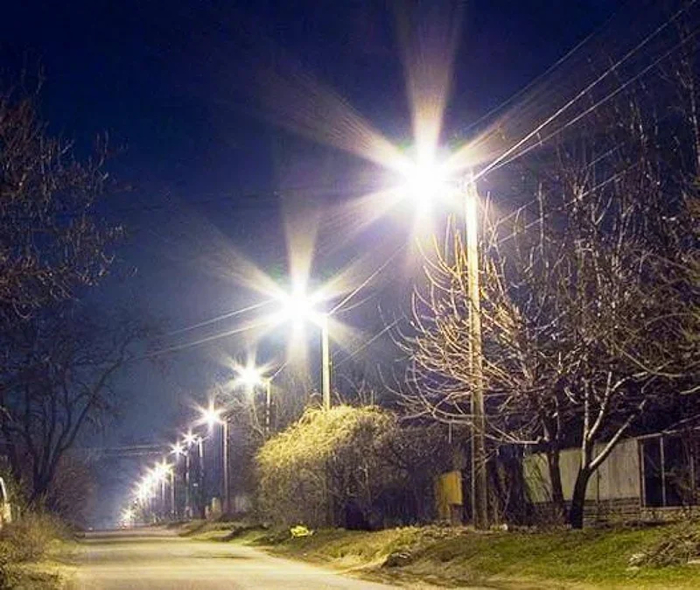 Как свистом выключить уличное освещение. Хитрость мальчишек СССР Детство, Деревня, Фонарь, Розыгрыш, Юмор, СССР, Яндекс Дзен, Длиннопост Как свистом выключить уличное освещение. Хитрость мальчишек СССР Детство, Деревня, Фонарь, Розыгрыш, Юмор, СССР, Яндекс Дзен, Длиннопост