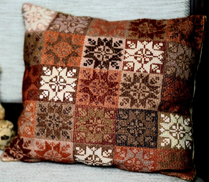 �������