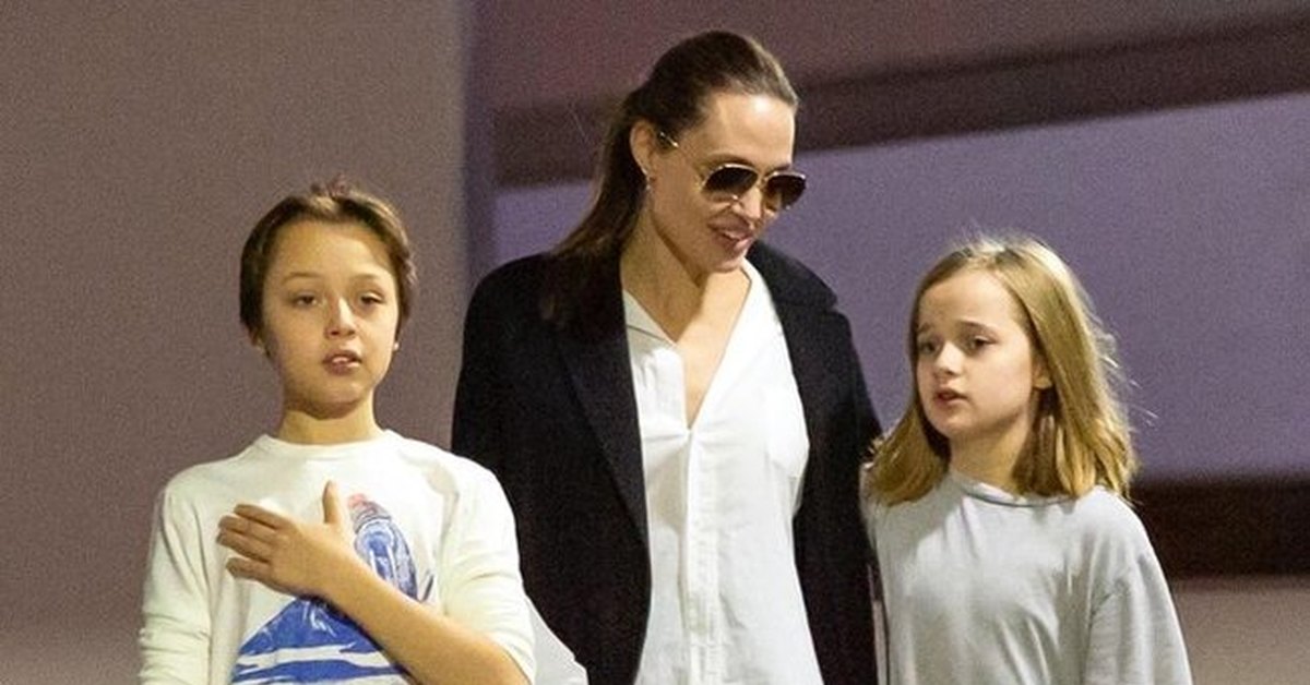 нокс леон джоли-питт. нокс и вивьен джоли-питт 2021. шайло, нокс и вивьен. вивьен джоли-питт 2022. вивьен маршелин 2021.