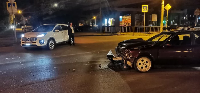 Чиновник в Волгограде устроил дтп часть 2 - Негатив, Волгоград, ДТП, Видео, Длиннопост