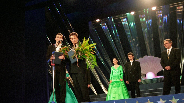 Сила в правде: 19 лет со дня гибели Сергея Бодрова Сергей Бодров, Актеры и актрисы, Видео, Длиннопост, Фильмы Сила в правде: 19 лет со дня гибели Сергея Бодрова Сергей Бодров, Актеры и актрисы, Видео, Длиннопост, Фильмы