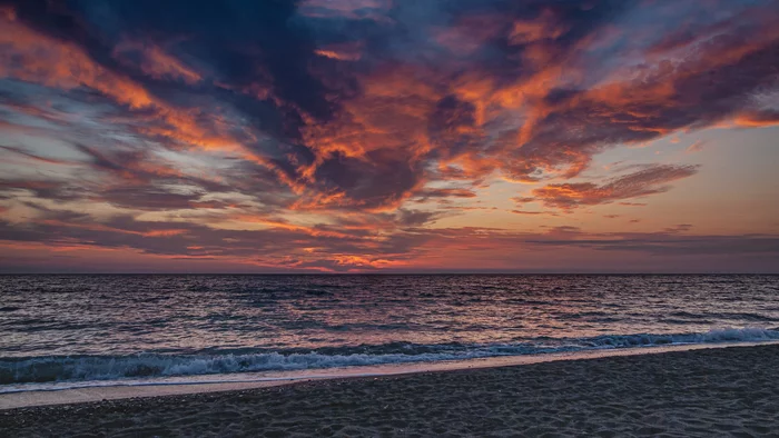 Look thoughtfully, in silence - My, Sunset, Battle of sunsets, Mediterranean Sea, Clouds, Vacation, Fujifilm