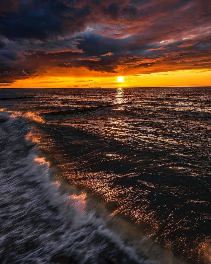 Закат на Балтийском море