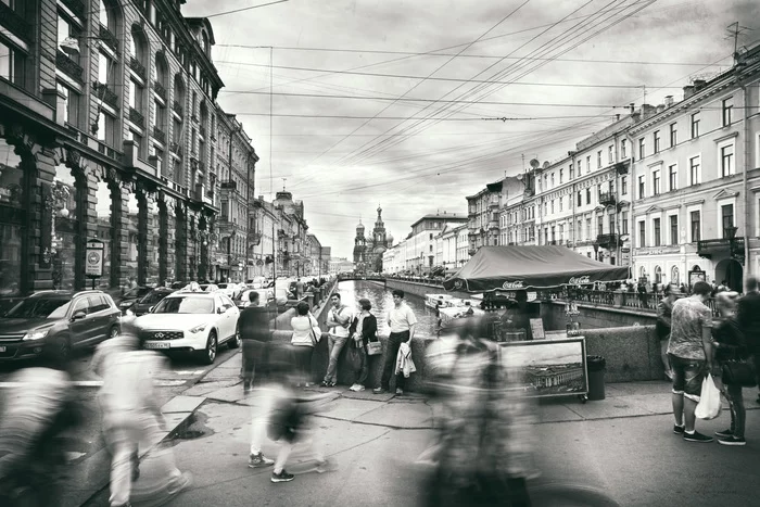 Petersburg sketches 2 - My, Saint Petersburg, Black and white photo, Mood, Poems, Longpost, Architecture, People