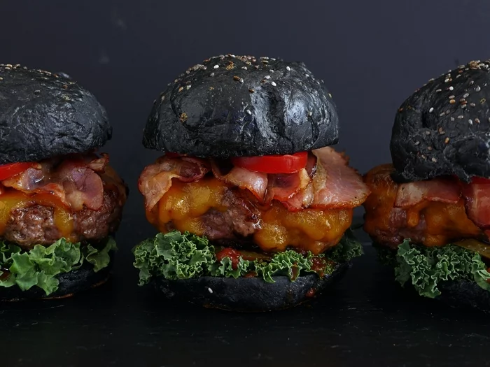 Black mini burgers - My, Cooking, Food, Kitchen, Recipe, Foodphoto, Meat, Burger, Beef, , American cuisine, Cheese, Bacon, Dough, Buns, Longpost