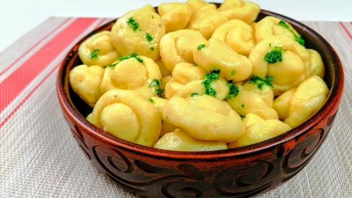 Vareniki - mushrooms / Favorite potato recipes - My, Lazy dumplings, Food, Cooking, Other cuisine, Preparation, Video, Longpost, Recipe, Video recipe