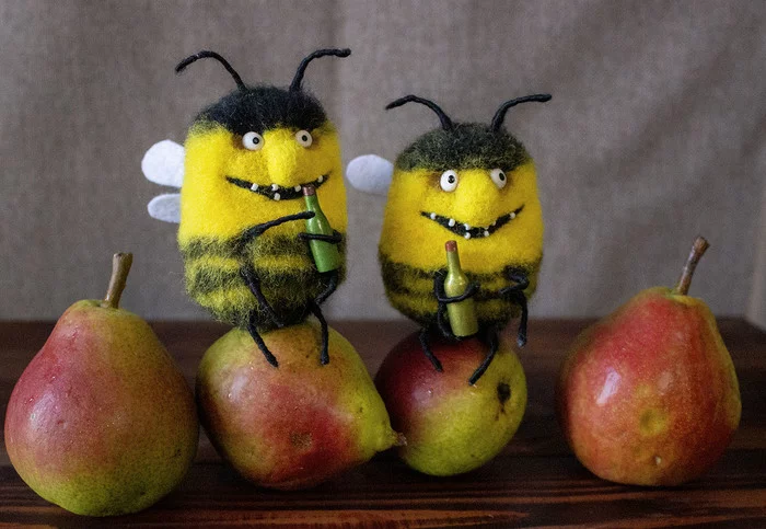 wrong bees) - My, Bumblebee, Wrong bees, Honey, Happy life, Needlework without process, Dry felting