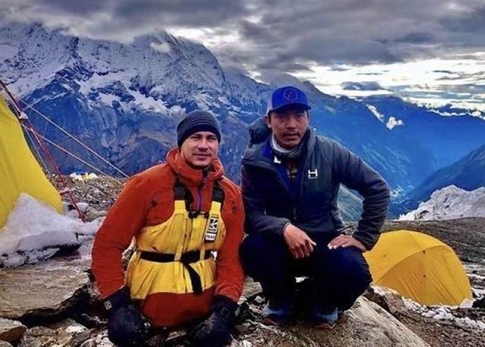 Инвалид из Башкирии без обеих ног покорил вершину горы в Непале Башкортостан, Уфа, Непал, Восхождение, Горы