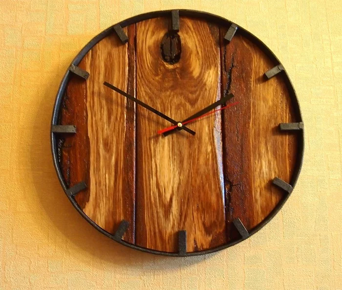 Brutal watch in a steel hoop - My, Carpentry workshop, Wood products, With your own hands, Loft, Clock, Longpost