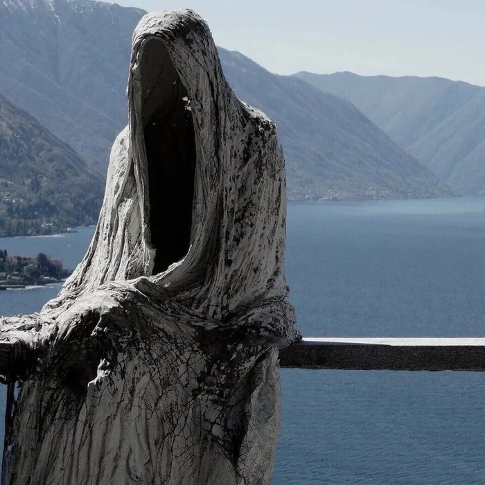 Ghosts of Vezio Castle in Varenna, Italy - Italy, The photo, Travels, Sculpture, Призрак, Longpost