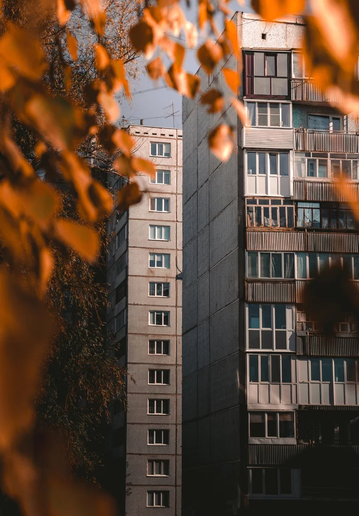 Осенний пейзаж моего двора - Моё, Фотография, Панельный дом, Осень, Омск