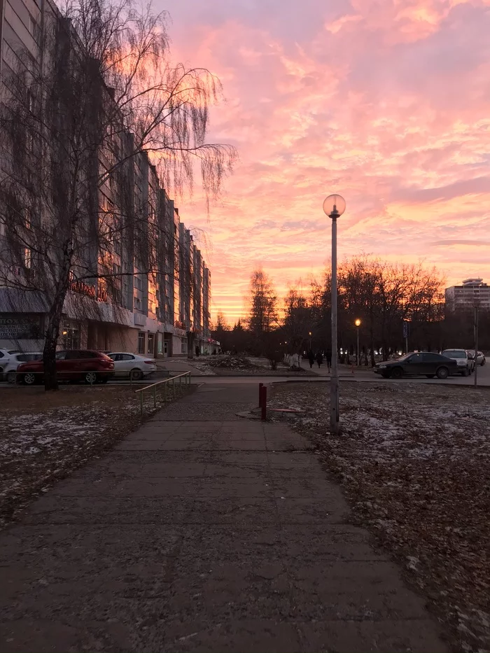 Raspberry sunset in Tatarstan - My, Tatarstan, Sunset