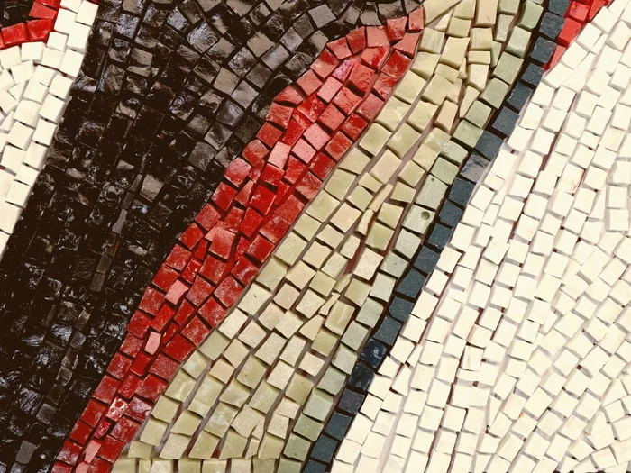 I cut smalt into a module with a glass cutter and wire cutters, answer questions from the comments - My, Mosaic, Picture with text, Tools, With your own hands, Smalt, Video, Longpost