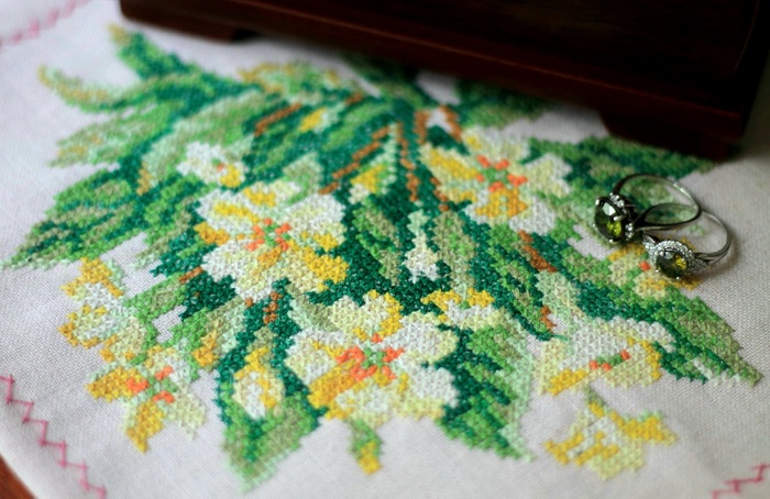 �������