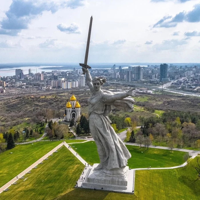 Волгоград - Волгоград, Россия, Фотография, Памятник, Город, Родина-Мать