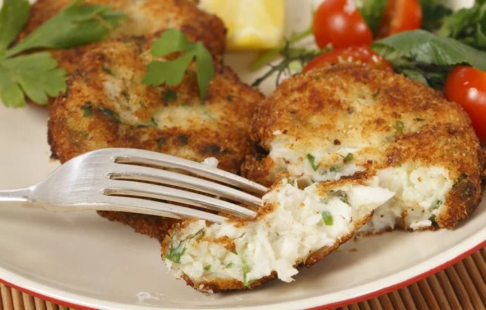 Juicy cutlets of salmon, greens and potatoes - My, Cutlets, Vegetable cutlets, Longpost, Recipe, Cooking, Fish cutlets