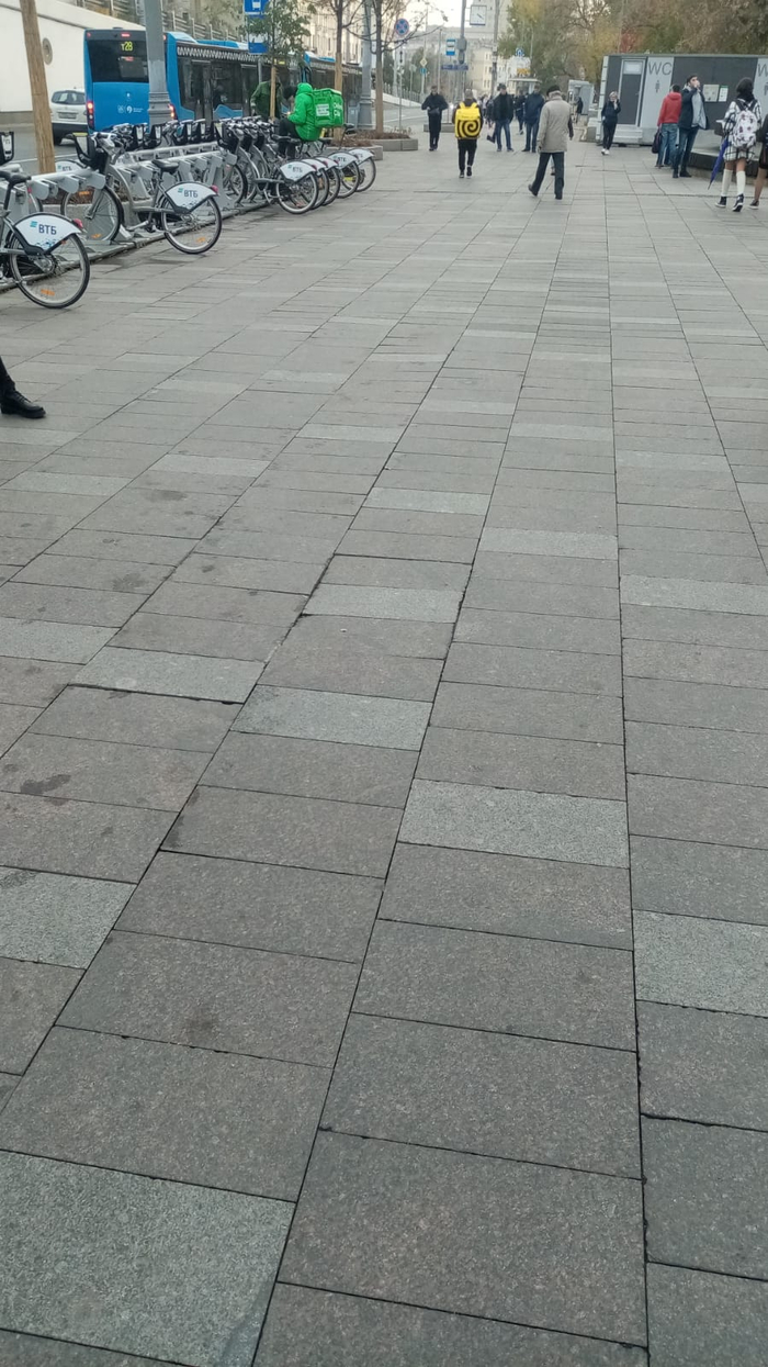 Курьер: последний день бабьего лета | Пикабу