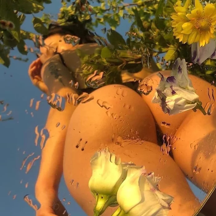 Reflection - NSFW, Girls, Mirror, Reflection, Booty, Flowers