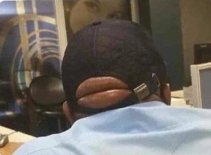 В глаза смотри