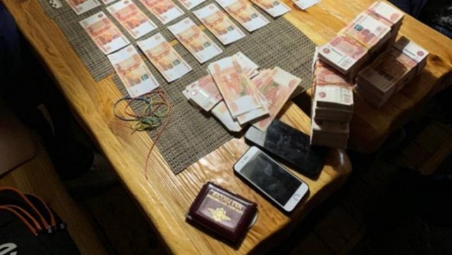 A traffic police officer was detained for a bribe of 35 million rubles in Moscow - Bribe, Employees, Traffic police, Ministry of Internal Affairs