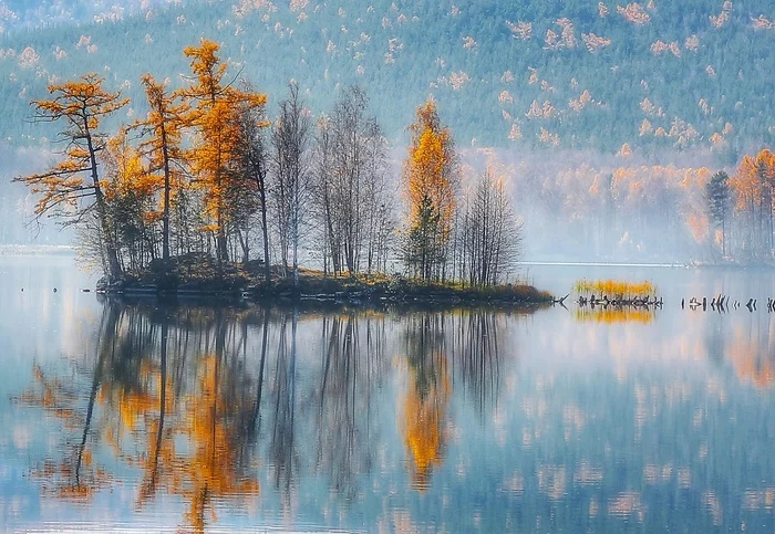 autumn boat - My, Autumn, Turgoyak, Southern Urals, Landscape, Nature